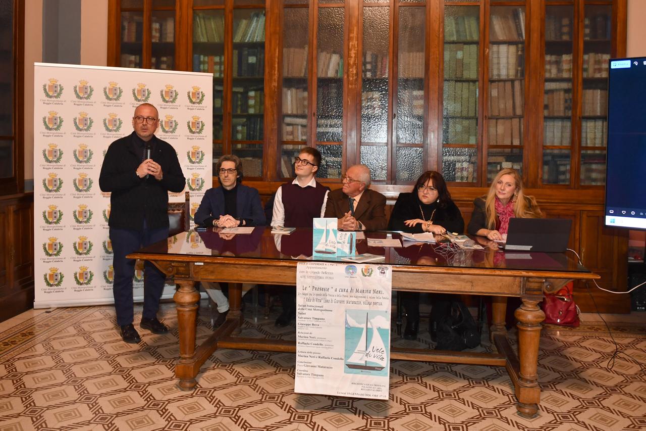 Immagine di copertina per Alla Citt� Metropolitana la presentazione del libro �Vele di vita�, Versace: �I giovani sono la nostra ricchezza. Palazzo Alvaro sempre pi� casa dei cittadini�