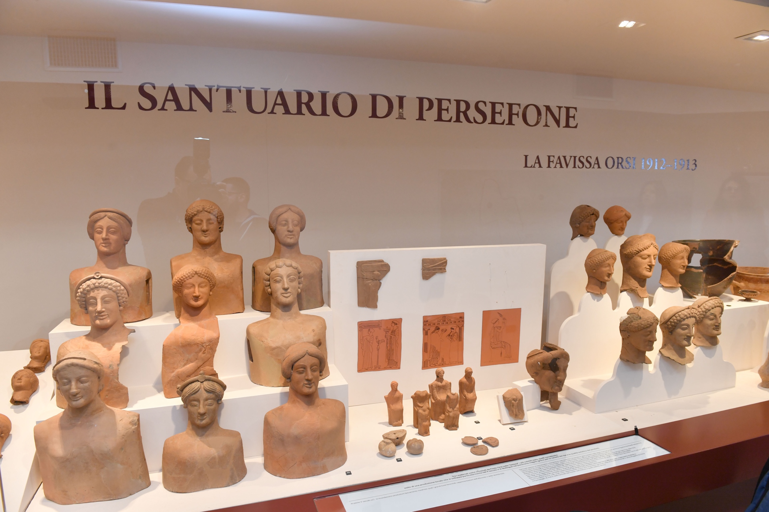 Immagine di copertina per Approvata la convenzione per la valorizzazione del Museo e del Parco dell�antica Medma
