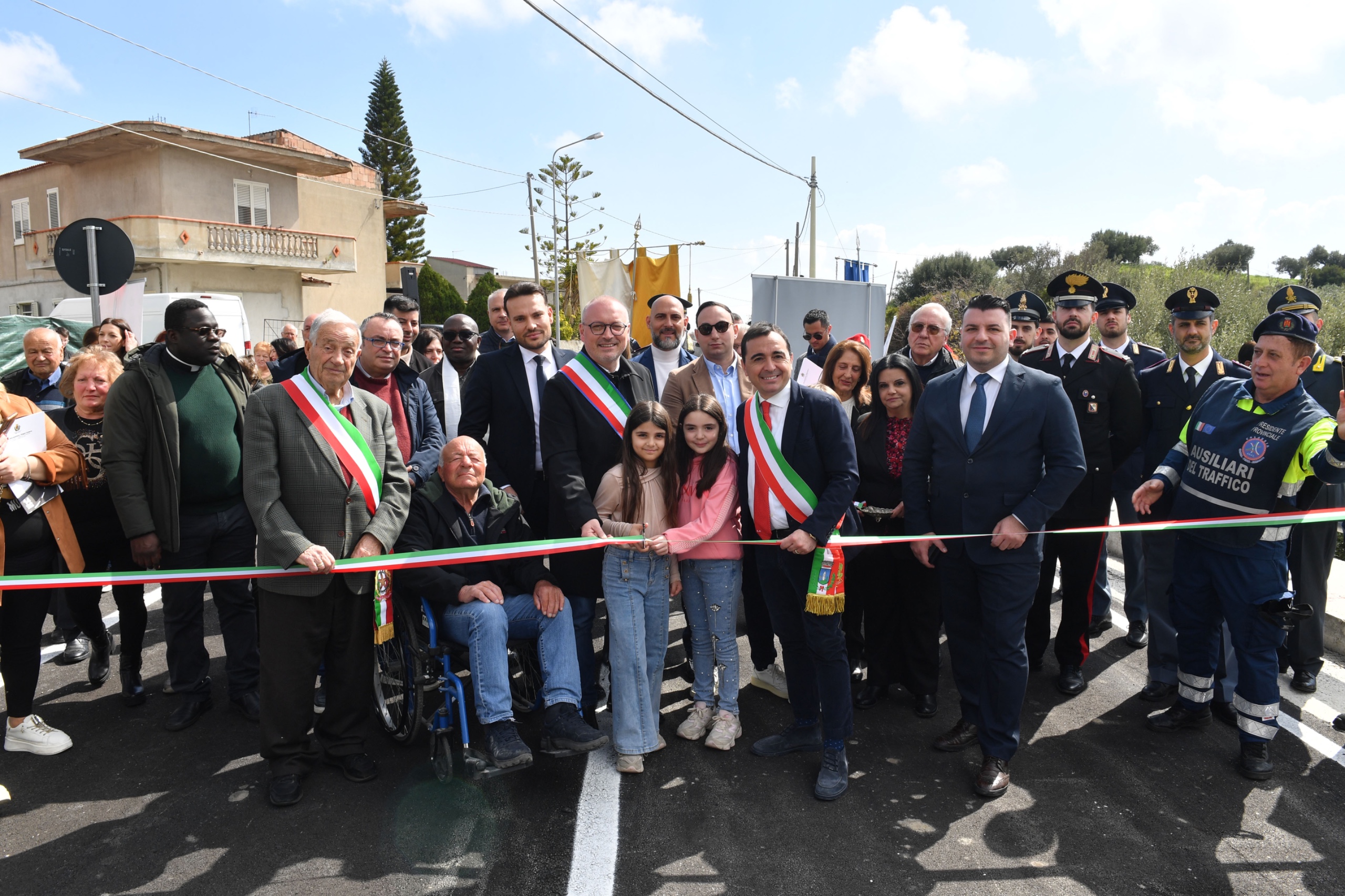 Inaugurata e messa in sicurezza la SP 109 Careri-Canale-Russellina. Riaperta un�arteria strategica dopo anni di chiusura per dissesto idrogeologico