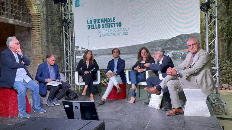 Biennale dello Stretto, Falcomat�: \