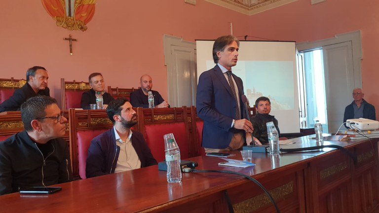Presentato a Palmi il progetto vincitore del concorso di idee per la valorizzazione delle aree e dei cammini del Monte Sant�Elia
